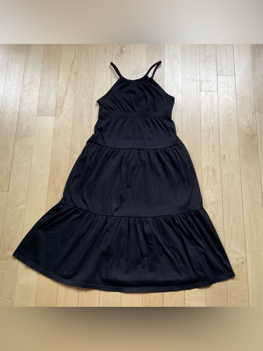 Women's Black Tiered Halter Midi Dress